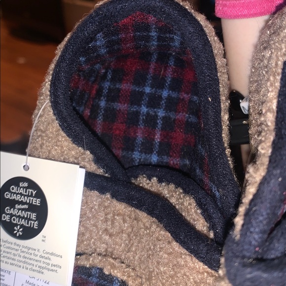 NWT George Bear Kids Slippers 9-10 - Picture 7 of 8